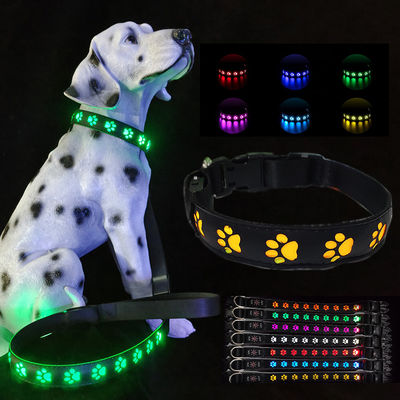 เครื่องเชือกสุนัข Led Rechargeable ไฟสว่างเดินกลางคืน ส่องแสง USB Rivet การตกแต่ง