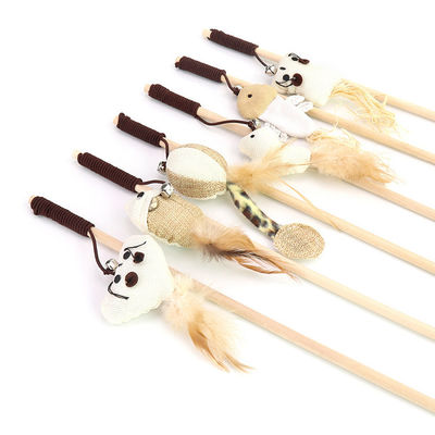 ขนาด M แมว Teaser Wand น่ารักไม้ แมว Feather Wand OEM ODM แมว Teaser Stick