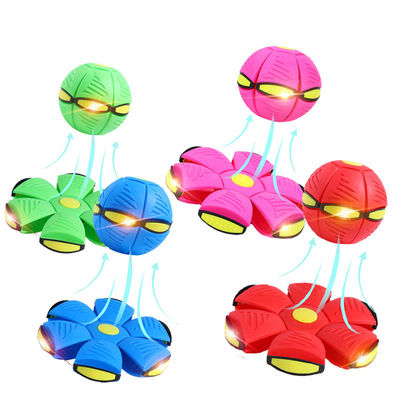 LED Flying Dog Ball ของเล่นสัตว์เลี้ยงปฏิกิริยา ยางพลาสติก ของเล่นหมาปฏิกิริยา